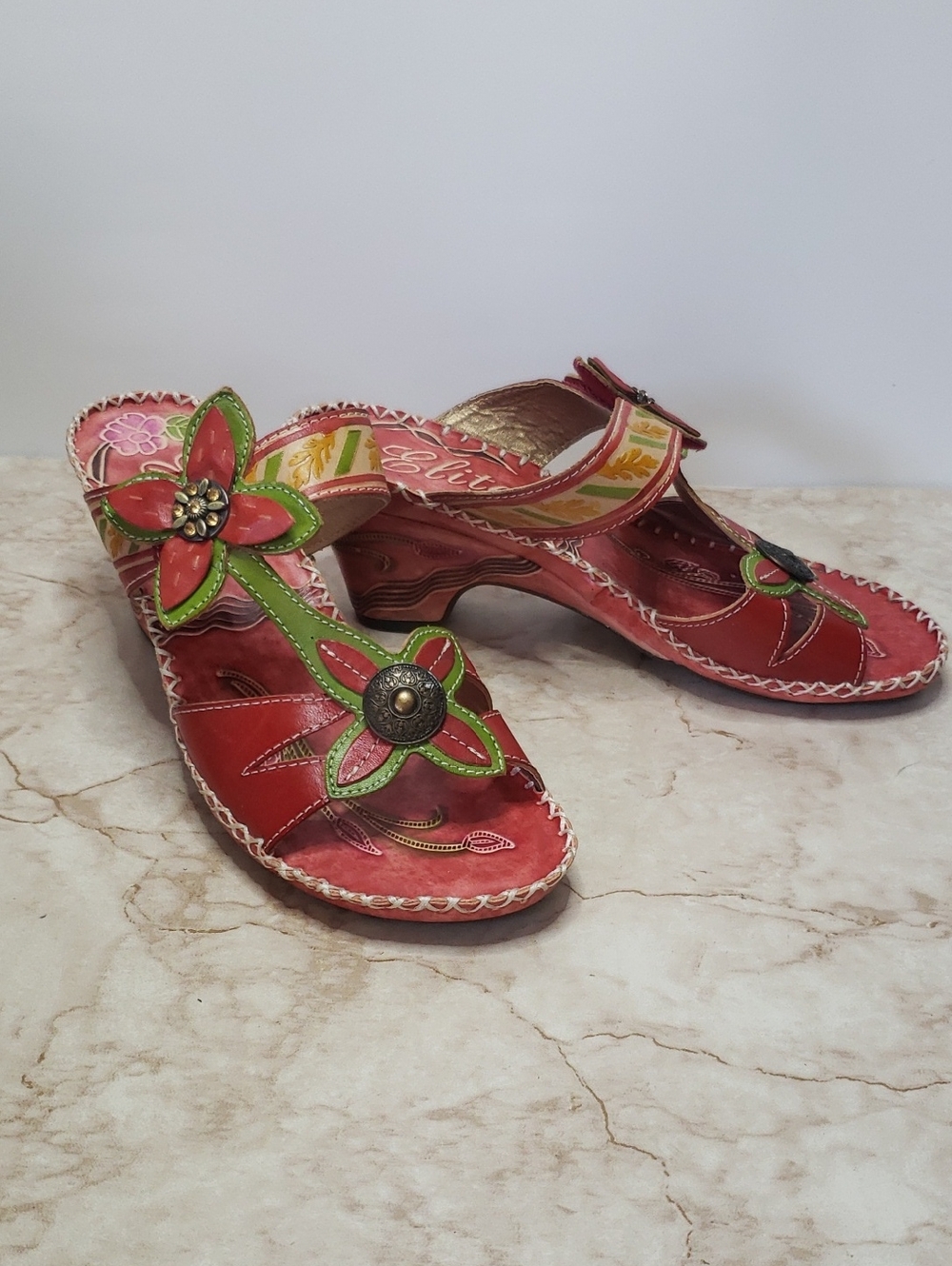Elite By Corkys  Women's Floral Red Leather Slide Sandals with Green Accents 8